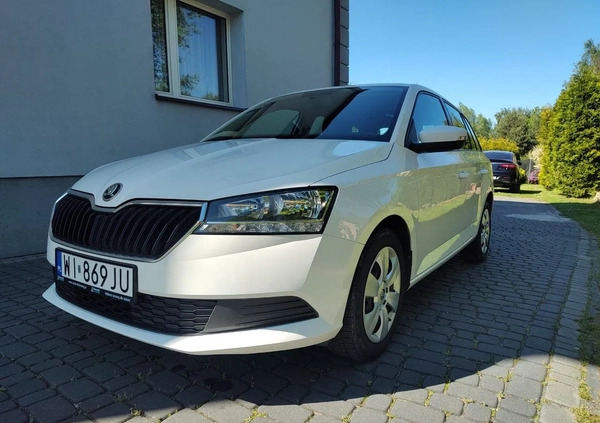 Skoda Fabia cena 38899 przebieg: 93931, rok produkcji 2019 z Urzędów małe 466
